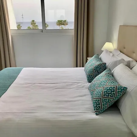 Los Arcos Apartment. Sea View