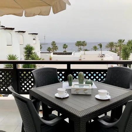 Los Arcos Apartment. Sea View Tias